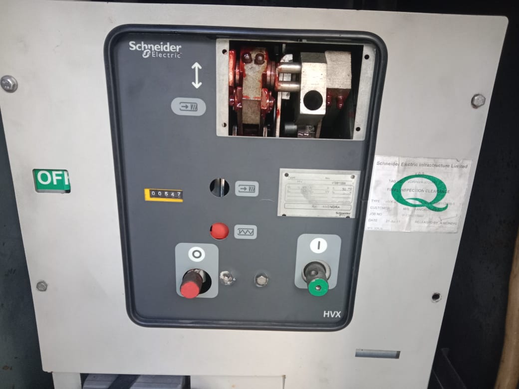 Understanding Medium Voltage Switchgear AIS, GIS, VCB, RMU & Protection